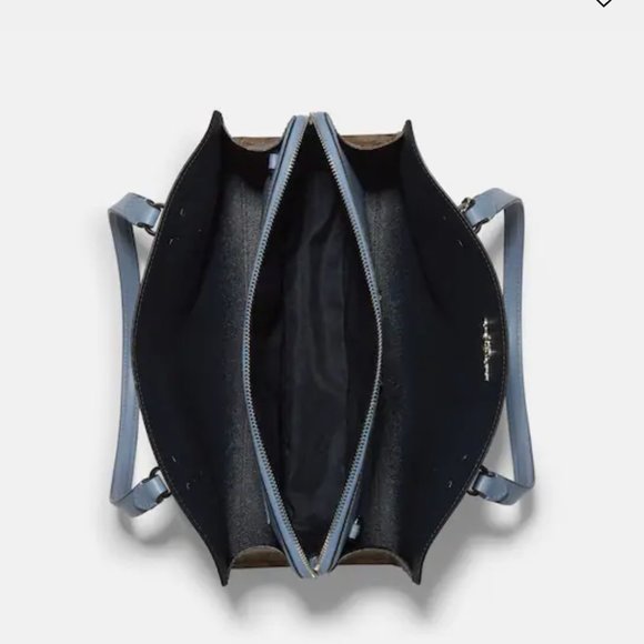 Authentic coach - Picture 2 of 3